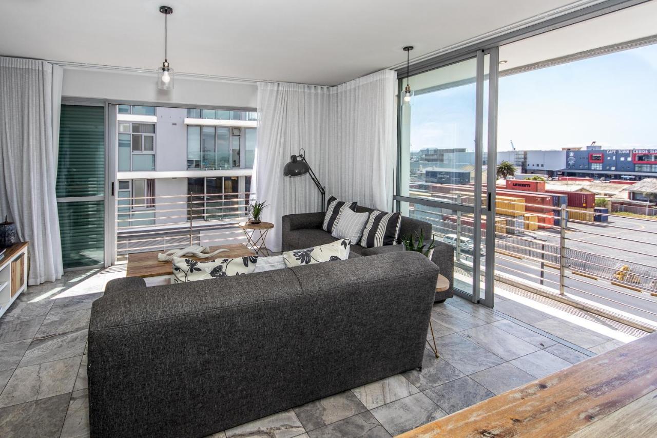 316 Harbour Bridge, Luxurious 2 Bedroom Apartment *