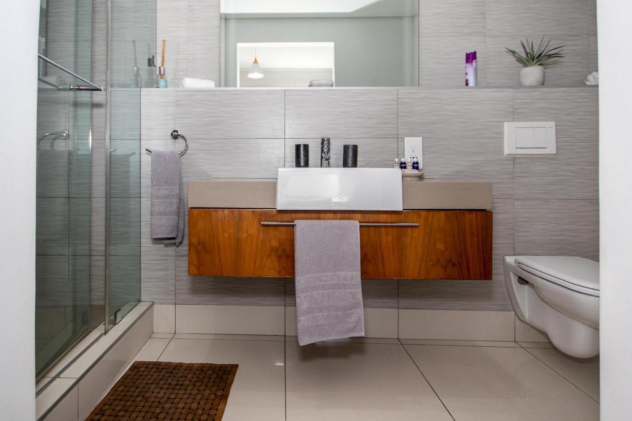 316 Harbour Bridge, Luxurious 2 Bedroom Apartment *